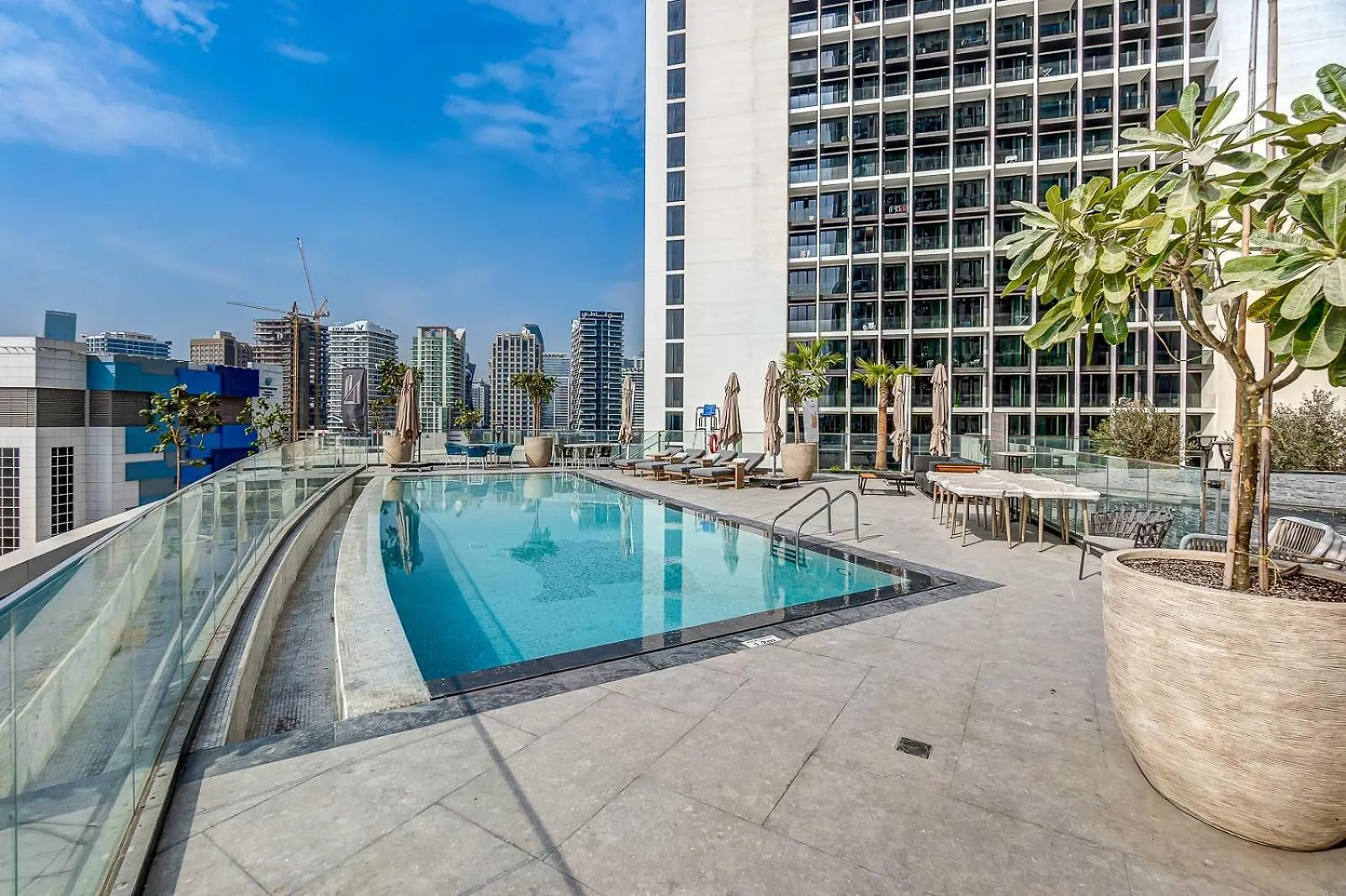 Apartment Brand New 1Br Apt With Access To Sauna, Gym And Pool Dubai
