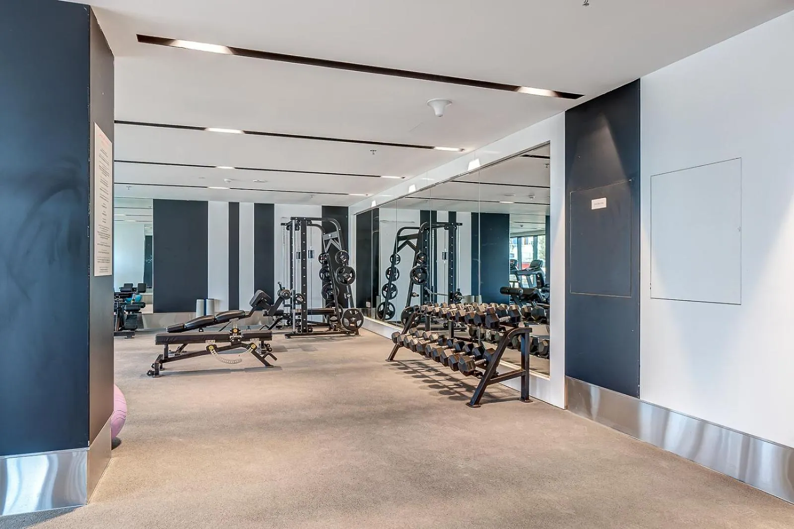 Brand New 1Br Apt With Access To Sauna, Gym And Pool Dubai 0*,